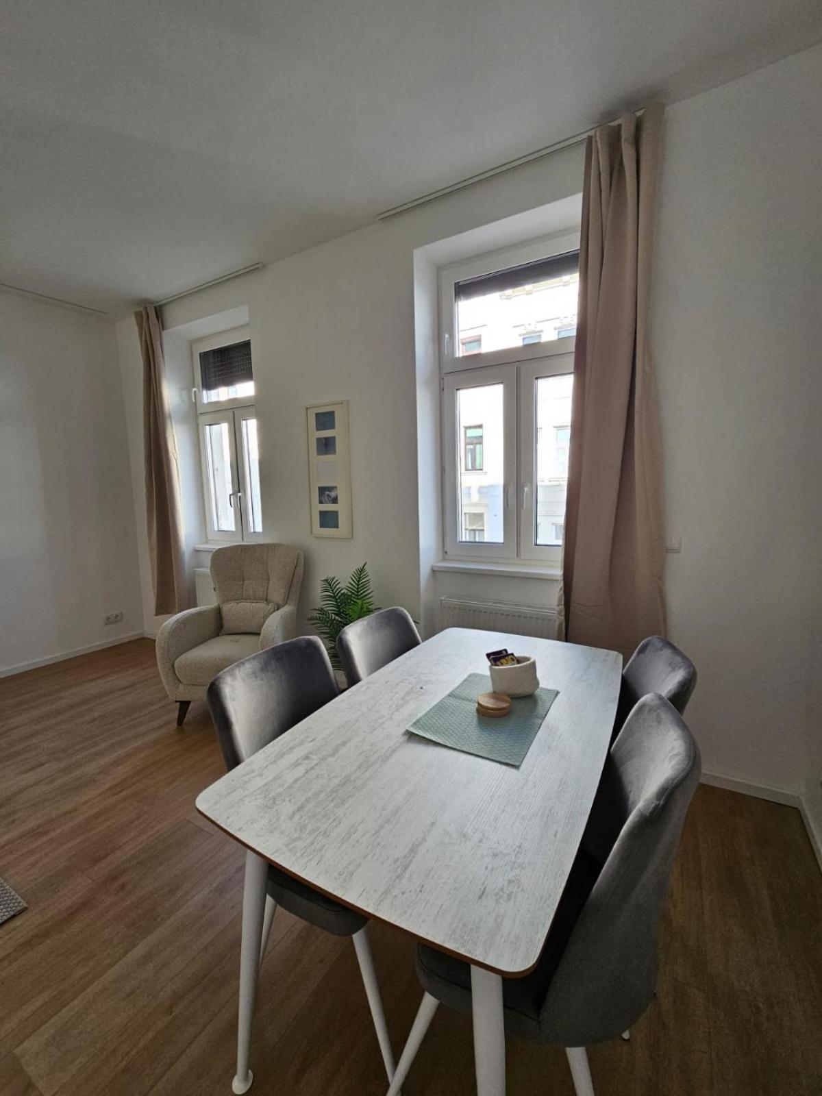 Cozy And Quit 1170 Vienna Apartment Exterior photo